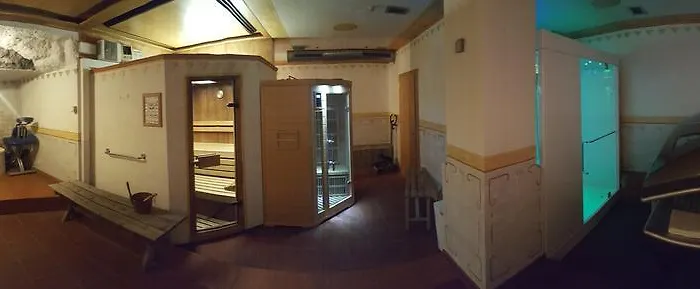 Hotell Sextnerhof 3*